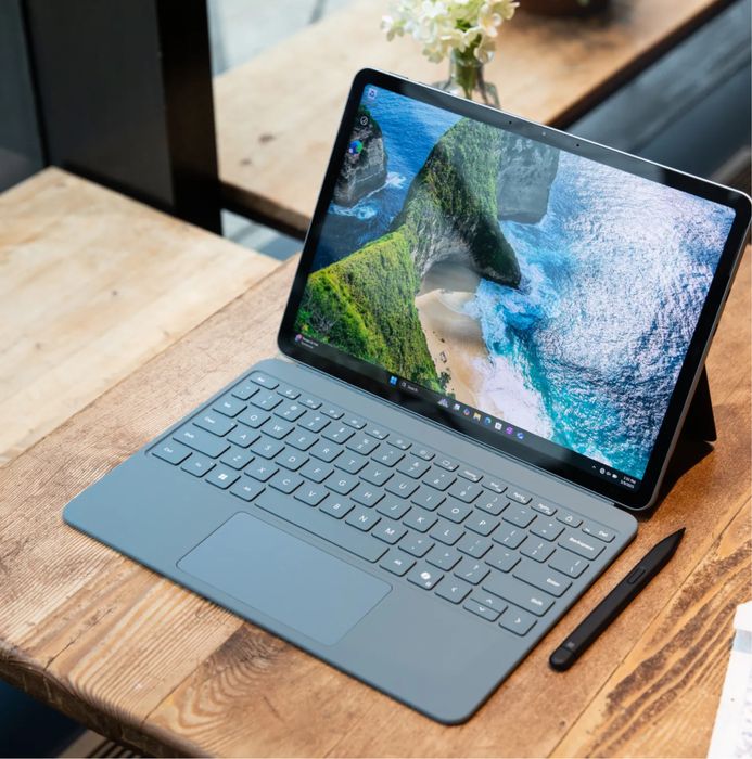 Планшет Surface Pro 12-inch 16/512 + клавиатура + стилус