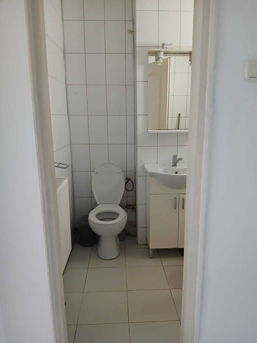 Închiriere apartament 2 camere, direct de la proprietar - zona Podu Roș