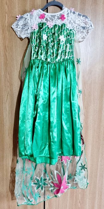 Rochita verde cu trena Disney Ana Elsa serbare fete 8-10 ani