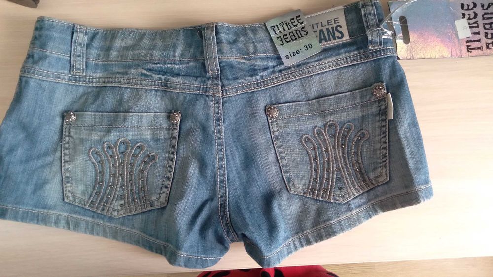 Джинсовые шорты-юбка. Турция