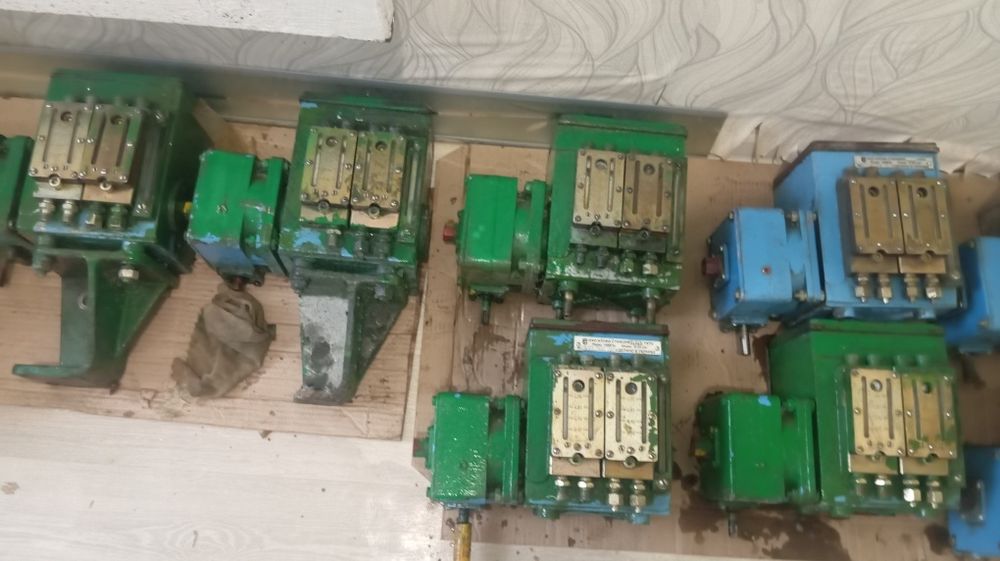 Клапана пик лубрикаторы маслостанции