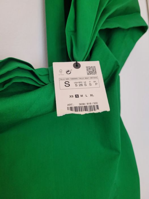 Rochita Zara S noua,  merge Xs