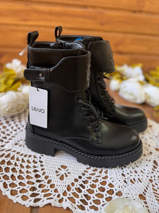 Нови боти Liu Jo, колекция Love, 39 номер