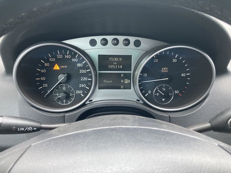 Мерцедес МЛ 320 ЦДИ W164