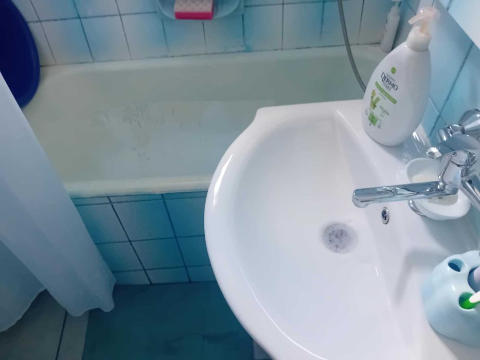 Ap 3 Cam Precista 70mp decomandat bloc nou mobilat utilat et 4 pod