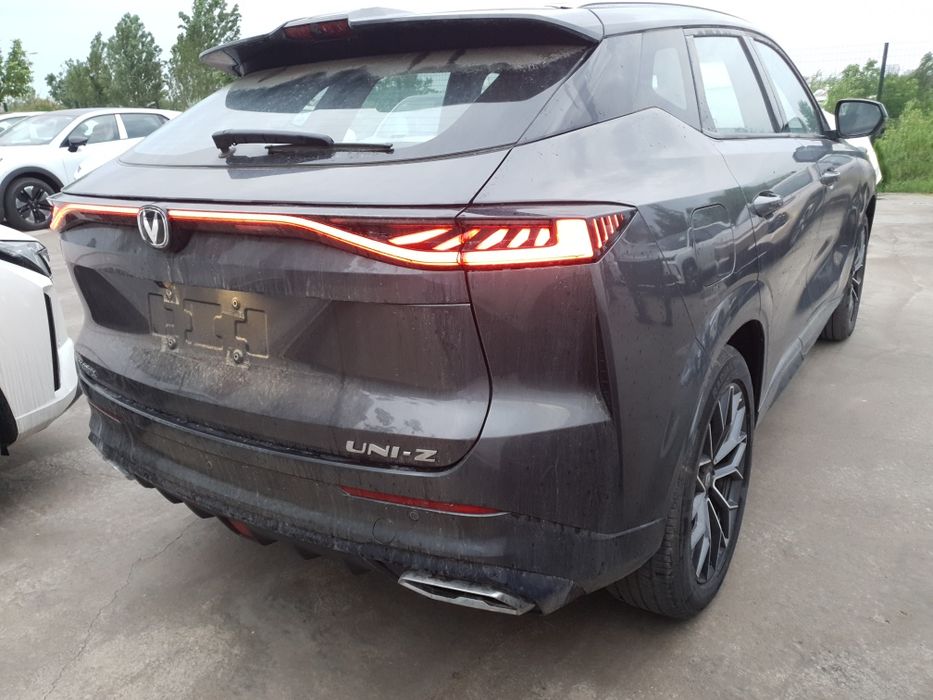 ChangAn Uni-z. Gibrid 2025