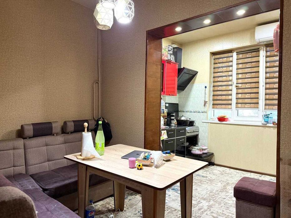 Продается квартира в Яшнабадском районе Авиасозлар-1. 2-х ком Франция