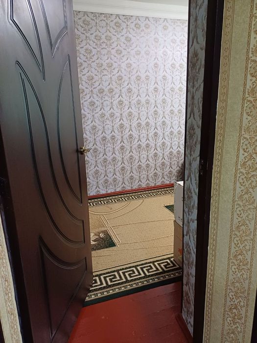 4 xonali Dom sotiladi