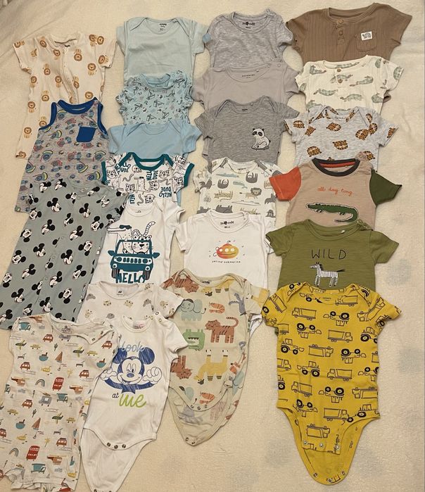 Lot haine  de vara bebe 1 an ( marimea 80)