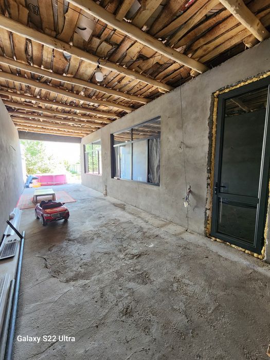 йол йузида Ҳовли уй  сотилади   4 соток фозилоф мехнат пости келес  йо