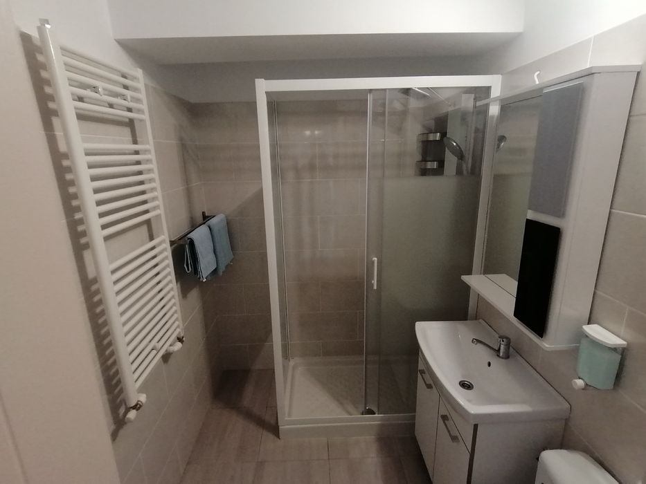 2 camere decomandate centru
