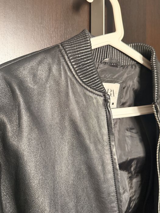 Кожен бомбър Zara