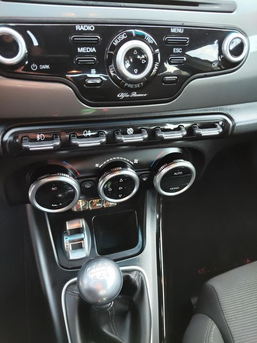 DE VÂNZARE Sau Schimb.