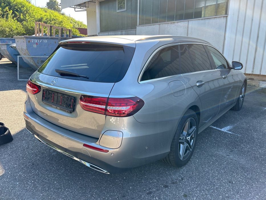 Mercedes-Benz E 300DE 4 Matic  -Plug-IN Hybrid