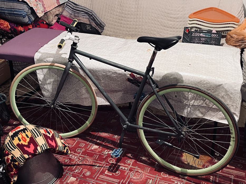 Сингл спит боялып шккан ап адемы