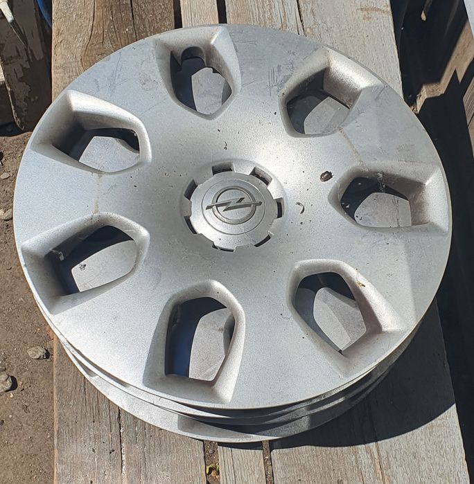 Jante tabla Opel Astra J benzina  16"și capace originale Opel.