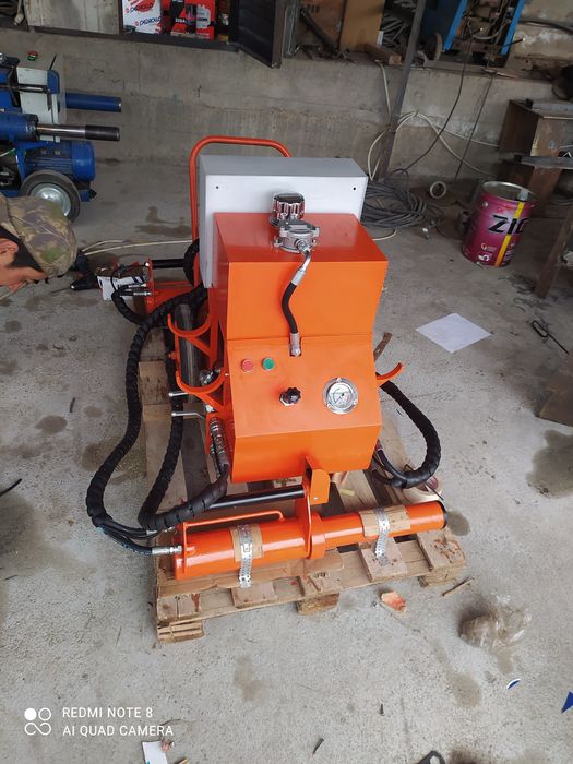 Домкрат для арматура(домкрат нятижной арматура)