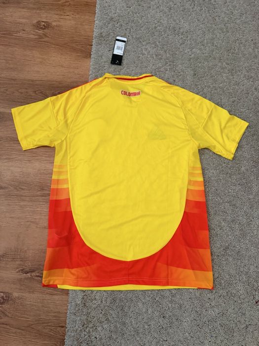 Tricou Columbia