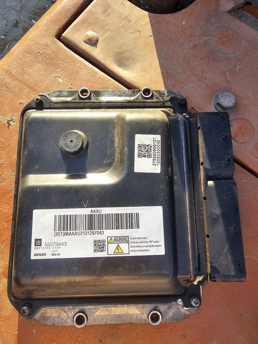 Kit pornire Calculator Motor Ecu Opel Astra Meriva 1.7CDTI Euro 5 cod 55579443 in stare buna de functionare