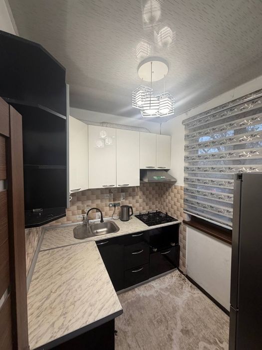 Чиланзар 18 3/3/5, Балкон 1,5х3, 67м2