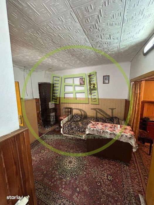 Casa individuala, 6 camere | 2109 mp teren |, Rusi, com. Slimnic, jude