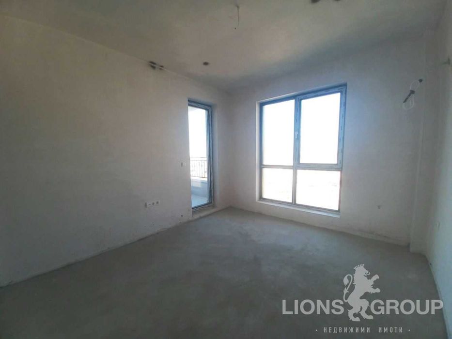 Продава се Тристаен апартамент в Варна, Аспарухово - 93 кв.м за 765 €/кв.м - Снимка #4