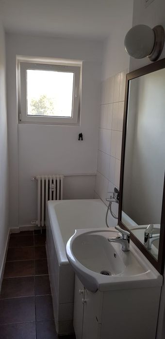 Inchiriere garsoniera Titan metrou