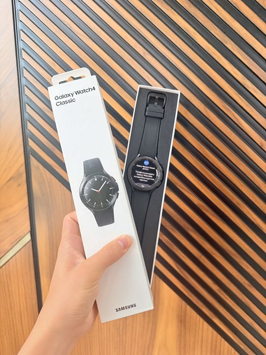 Продам часы samsung watch 4 classic