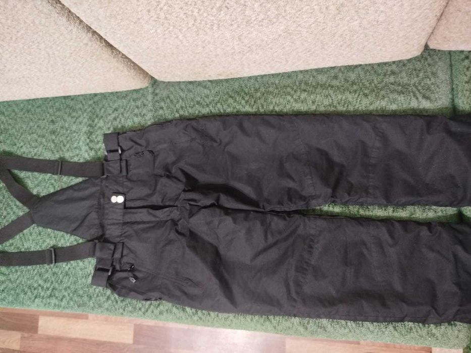 Продам штаны лыжные за 1000тг