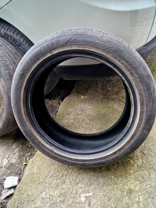 Летни гуми Goodyear 215/50R18