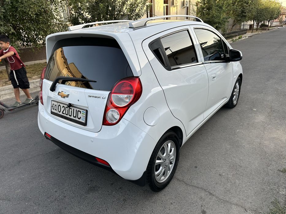 Spark 2022 yil oq toza 4 poz aftomat navaro’t