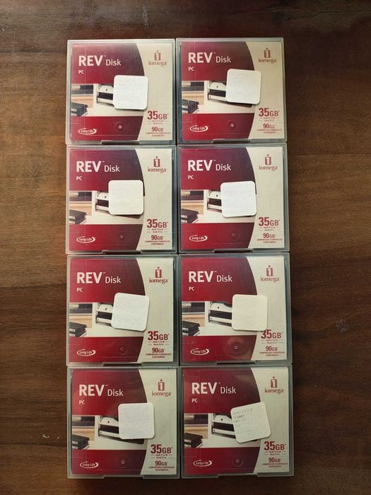 8 x Iomega REV Disk 35GB / 90GB Backup Media Cartridge - arhivare profesională