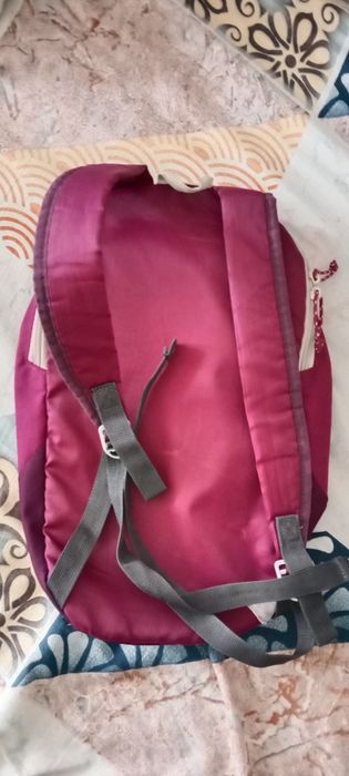 Продам розовый и синий рюкзак