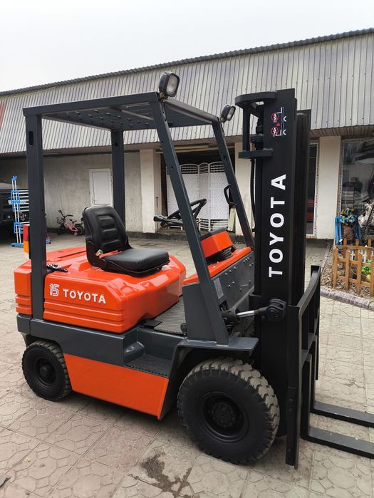 Продам вилочный погрузчик