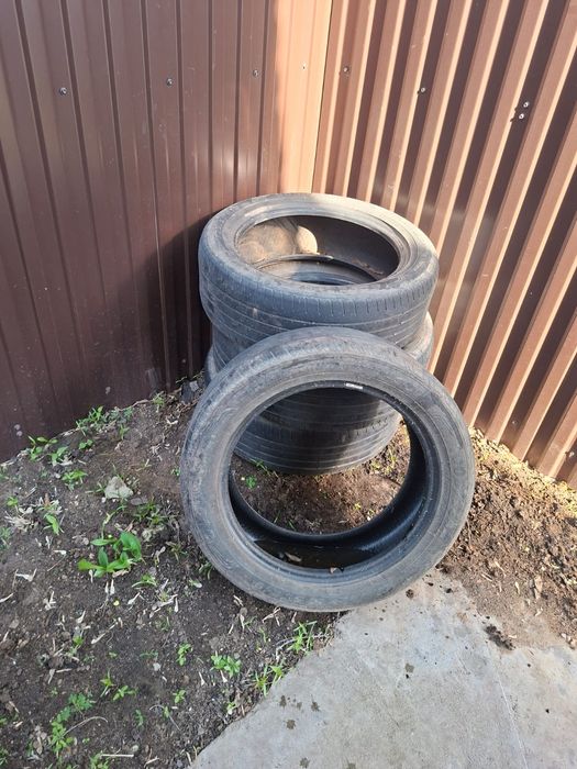 продам шины 4 штуки