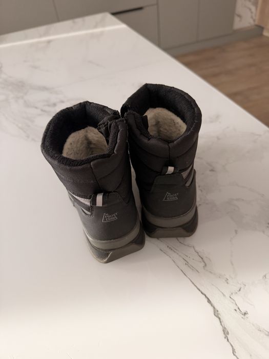 Обувь на мальчика размер 26-28