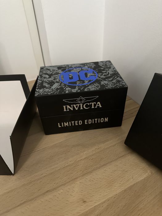 Ceas Invicta Batman Limited Edition 0299/4000