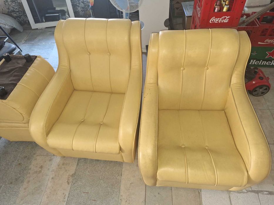 Кожена мека мебел