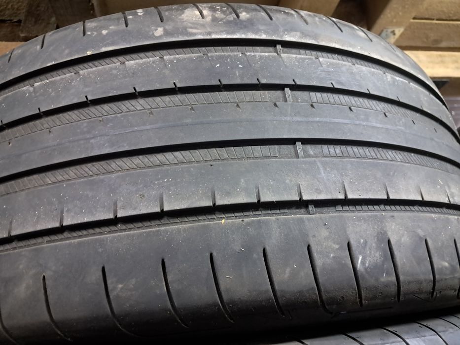 Anvelope second vara 265 40 21 Goodyear 2+1 buc 2022