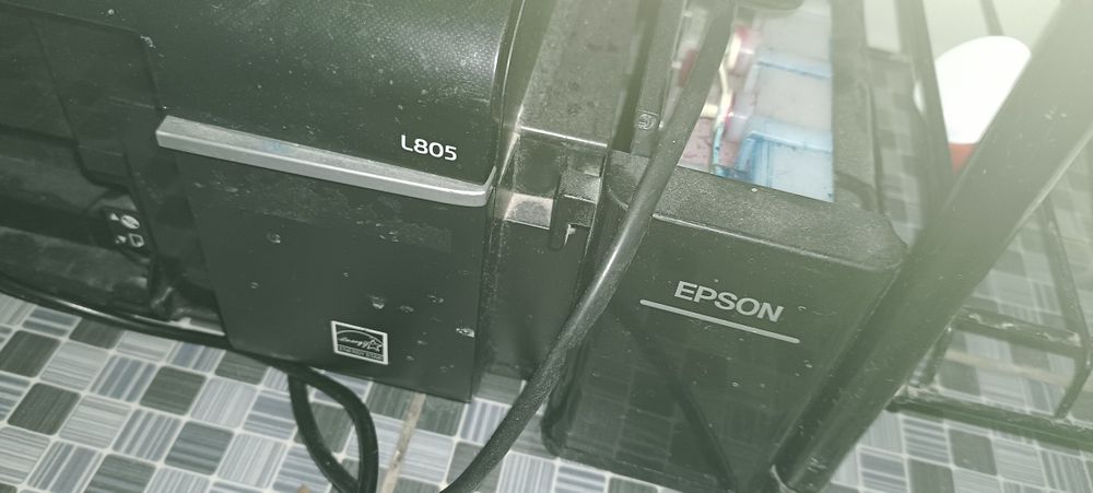 Принтер продам срочно , требует ремонта