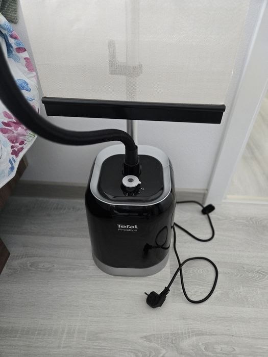Aparat de calcat cu aburi TEFAL PRO STYLE