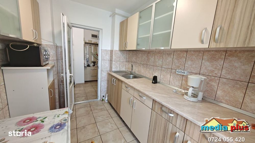 Apartament 3 camere decomandat – Micro 17