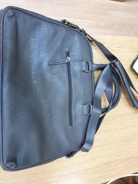Чанта за лаптоп и документи