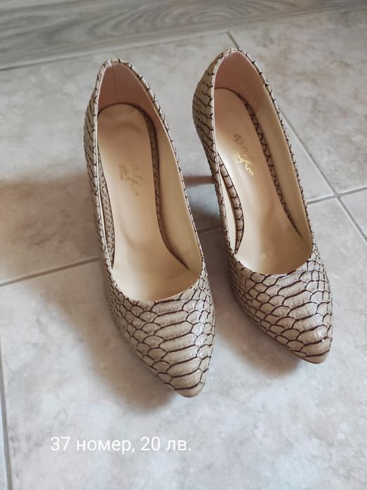 Дамски обувки от еко кожа