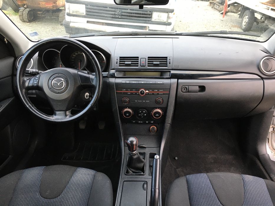 Mazda 3 1.6 HDi Мазда 3 1.6 ХДи  на части!!