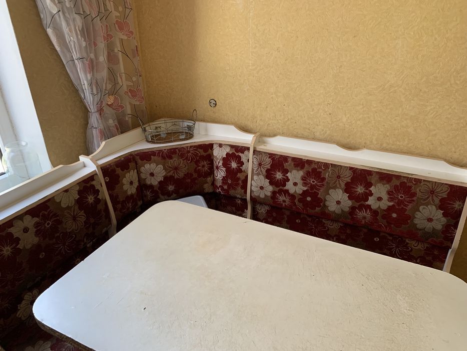 Кухонный уголок стол уголок 25000