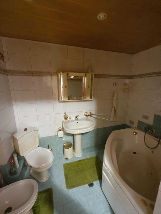 Продава се Къща в Добрич, Дружба 1 - 410 кв.м за 854 €/кв.м - Снимка #3