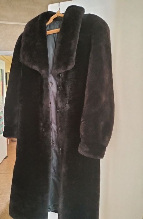 Шуба цигейка размер 48-50
