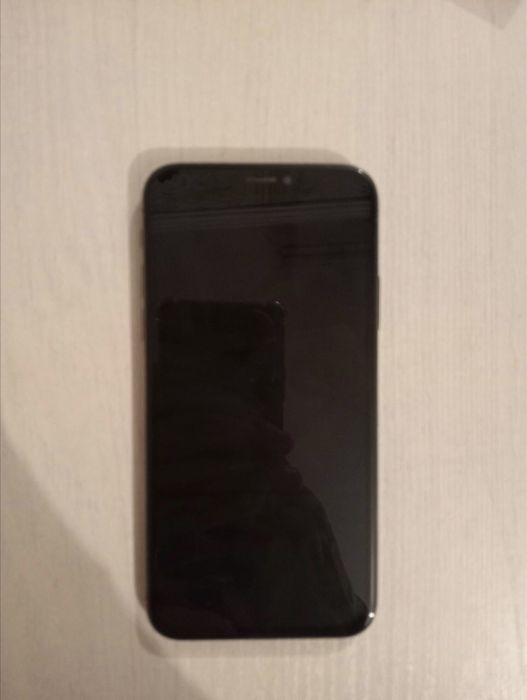 iPhone X 64GB.