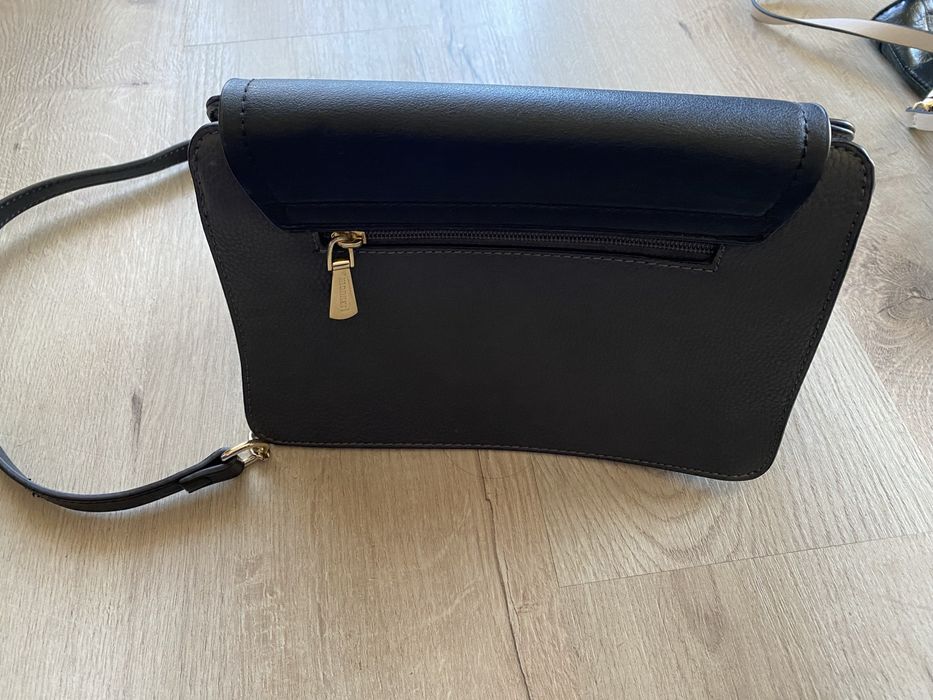 Чанта в три цвята